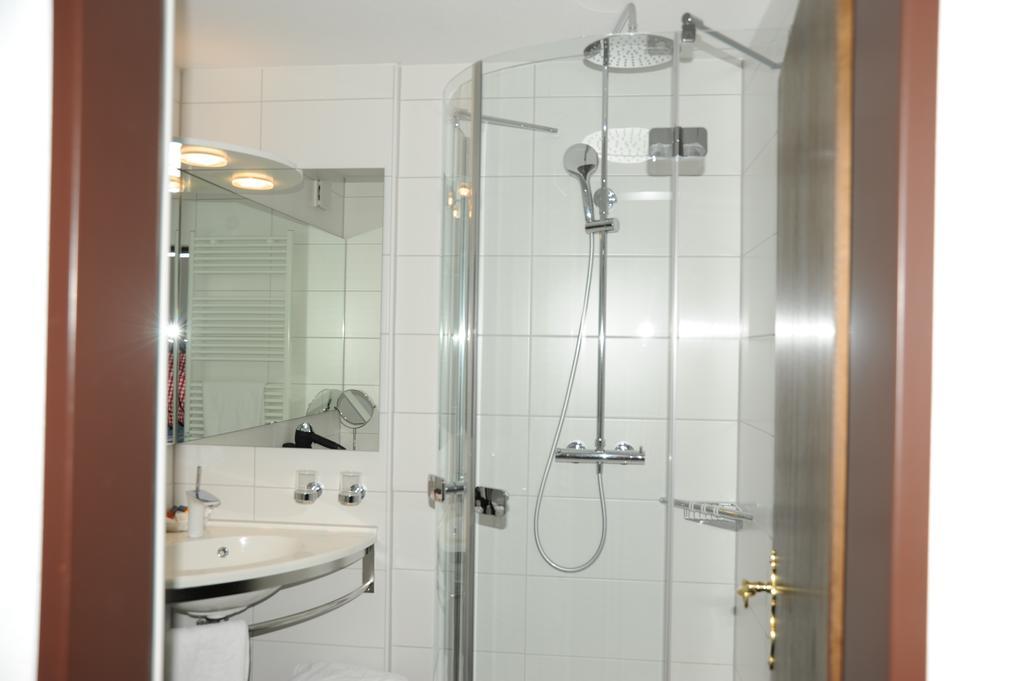Hotel Adler - Weil Am Rhein Zewnętrze zdjęcie